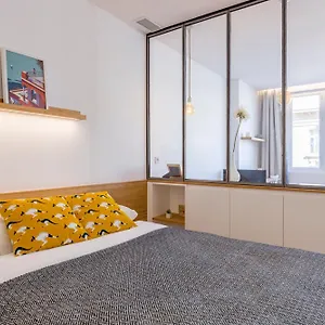 The Babel Community - Republique - Joliette Aparthotel
