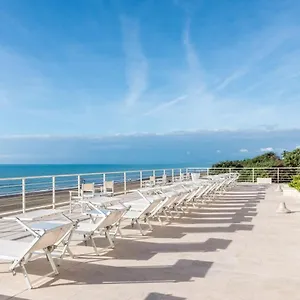 https://hotel-alta-la-vista.it-tuscanyhotel.com